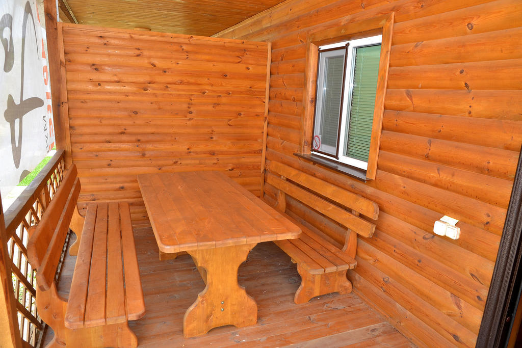 Hotel Slavutich Nova Kajovka Habitación foto