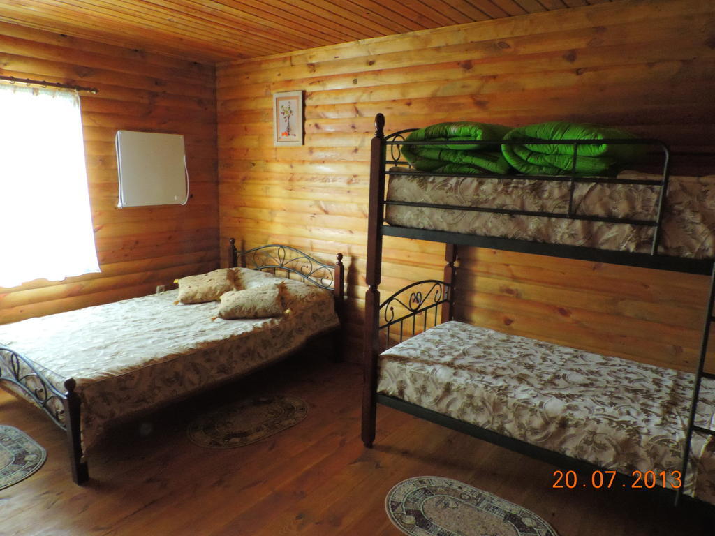 Hotel Slavutich Nova Kajovka Habitación foto